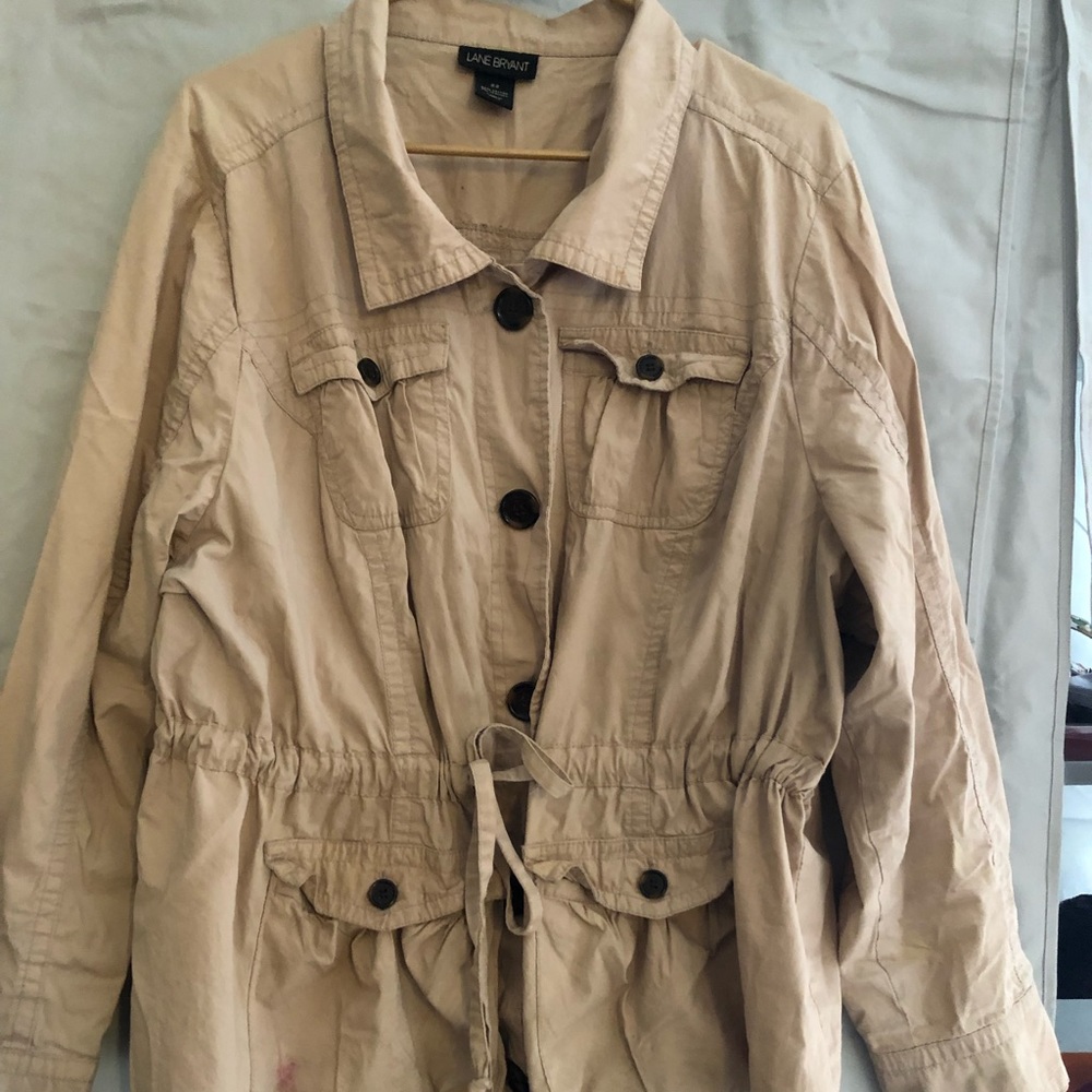 Super cute and light-weight tan jacket